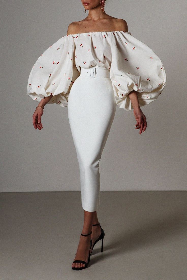 3 Wardrobe Fabrics which are must for  both men and&nbsp;women.